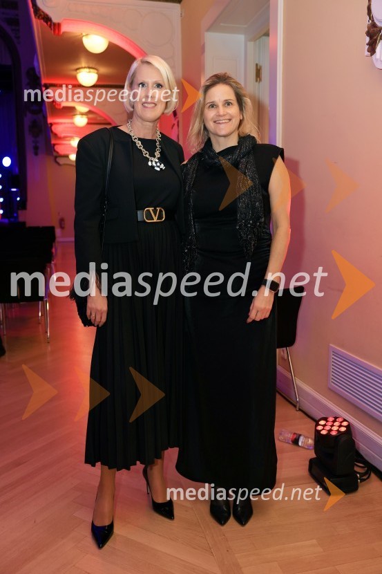 Tonetu Strnadu priznanje za življenjsko delo,  mladi manager 2025 je Aleš Ugovšek iz skupine M Sora,  Artemidi v roke Ireni Brugger in Juditi Rigler