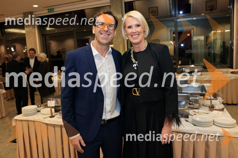 Tonetu Strnadu priznanje za življenjsko delo,  mladi manager 2025 je Aleš Ugovšek iz skupine M Sora,  Artemidi v roke Ireni Brugger in Juditi Rigler