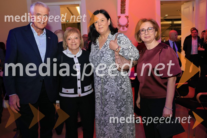 Tonetu Strnadu priznanje za življenjsko delo,  mladi manager 2025 je Aleš Ugovšek iz skupine M Sora,  Artemidi v roke Ireni Brugger in Juditi Rigler