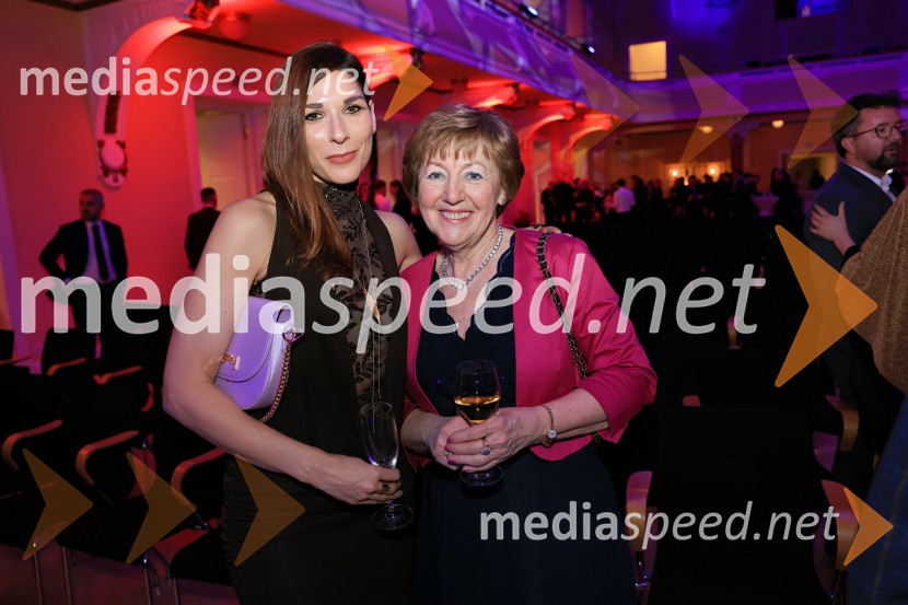 Tonetu Strnadu priznanje za življenjsko delo,  mladi manager 2025 je Aleš Ugovšek iz skupine M Sora,  Artemidi v roke Ireni Brugger in Juditi Rigler