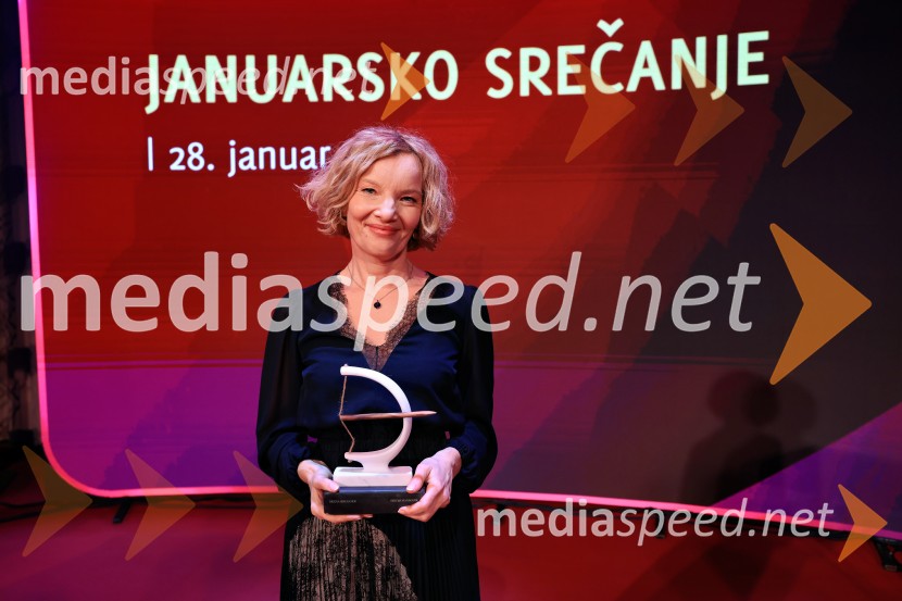 Tonetu Strnadu priznanje za življenjsko delo,  mladi manager 2025 je Aleš Ugovšek iz skupine M Sora,  Artemidi v roke Ireni Brugger in Juditi Rigler