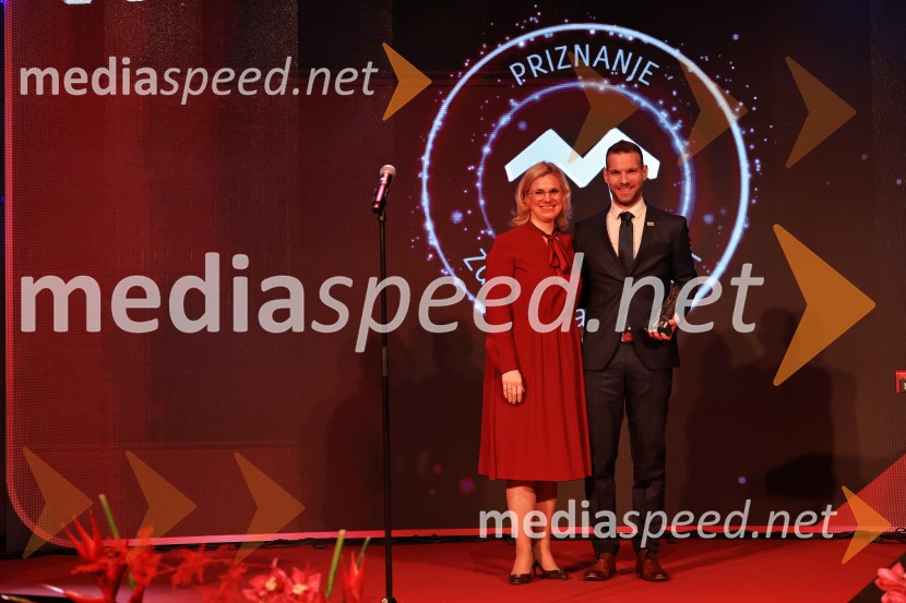 Tonetu Strnadu priznanje za življenjsko delo,  mladi manager 2025 je Aleš Ugovšek iz skupine M Sora,  Artemidi v roke Ireni Brugger in Juditi Rigler