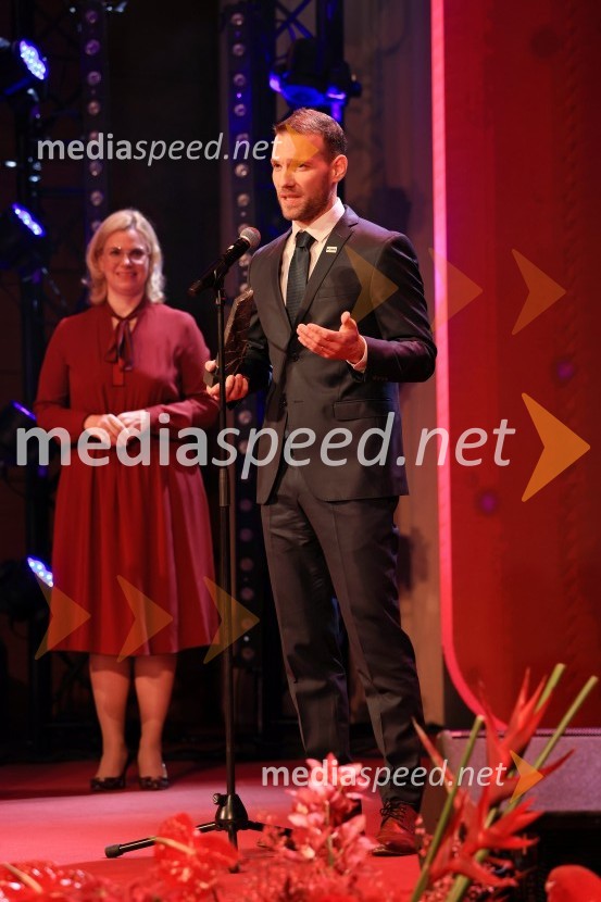 Tonetu Strnadu priznanje za življenjsko delo,  mladi manager 2025 je Aleš Ugovšek iz skupine M Sora,  Artemidi v roke Ireni Brugger in Juditi Rigler