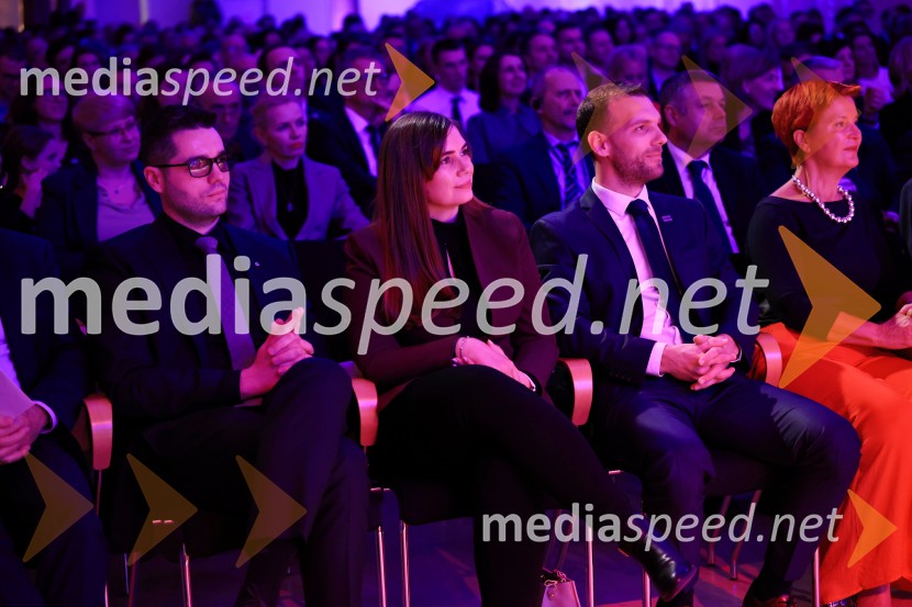 Tonetu Strnadu priznanje za življenjsko delo,  mladi manager 2025 je Aleš Ugovšek iz skupine M Sora,  Artemidi v roke Ireni Brugger in Juditi Rigler