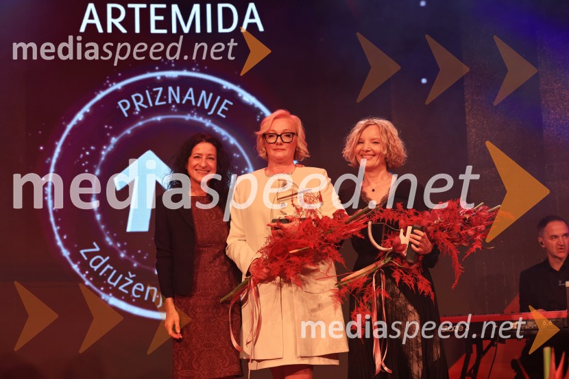 Tonetu Strnadu priznanje za življenjsko delo,  mladi manager 2025 je Aleš Ugovšek iz skupine M Sora,  Artemidi v roke Ireni Brugger in Juditi Rigler