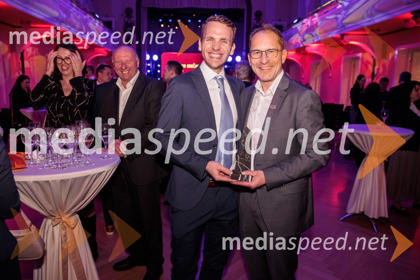 Tonetu Strnadu priznanje za življenjsko delo,  mladi manager 2025 je Aleš Ugovšek iz skupine M Sora,  Artemidi v roke Ireni Brugger in Juditi Rigler