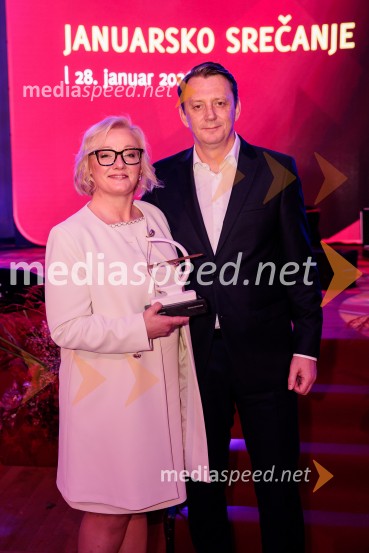 Tonetu Strnadu priznanje za življenjsko delo,  mladi manager 2025 je Aleš Ugovšek iz skupine M Sora,  Artemidi v roke Ireni Brugger in Juditi Rigler