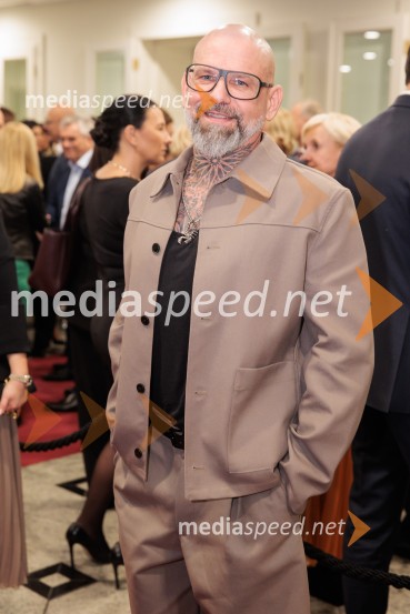 Tonetu Strnadu priznanje za življenjsko delo,  mladi manager 2025 je Aleš Ugovšek iz skupine M Sora,  Artemidi v roke Ireni Brugger in Juditi Rigler