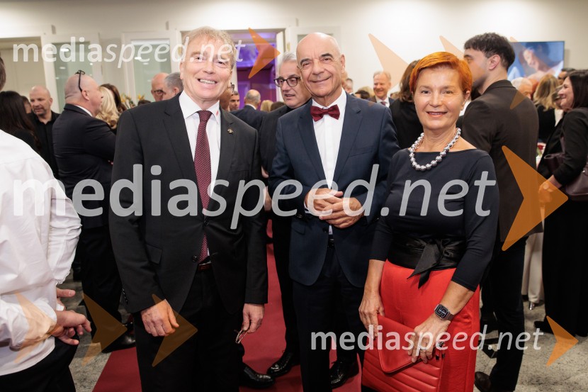 Tonetu Strnadu priznanje za življenjsko delo,  mladi manager 2025 je Aleš Ugovšek iz skupine M Sora,  Artemidi v roke Ireni Brugger in Juditi Rigler