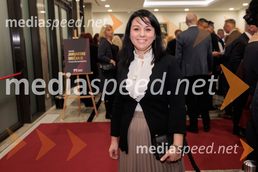 Tonetu Strnadu priznanje za življenjsko delo,  mladi manager 2025 je Aleš Ugovšek iz skupine M Sora,  Artemidi v roke Ireni Brugger in Juditi Rigler