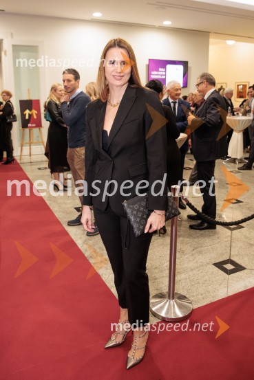 Tonetu Strnadu priznanje za življenjsko delo,  mladi manager 2025 je Aleš Ugovšek iz skupine M Sora,  Artemidi v roke Ireni Brugger in Juditi Rigler