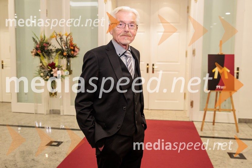 Tonetu Strnadu priznanje za življenjsko delo,  mladi manager 2025 je Aleš Ugovšek iz skupine M Sora,  Artemidi v roke Ireni Brugger in Juditi Rigler