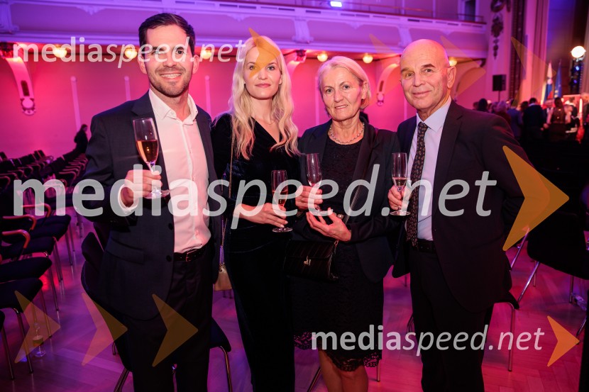 Tonetu Strnadu priznanje za življenjsko delo,  mladi manager 2025 je Aleš Ugovšek iz skupine M Sora,  Artemidi v roke Ireni Brugger in Juditi Rigler