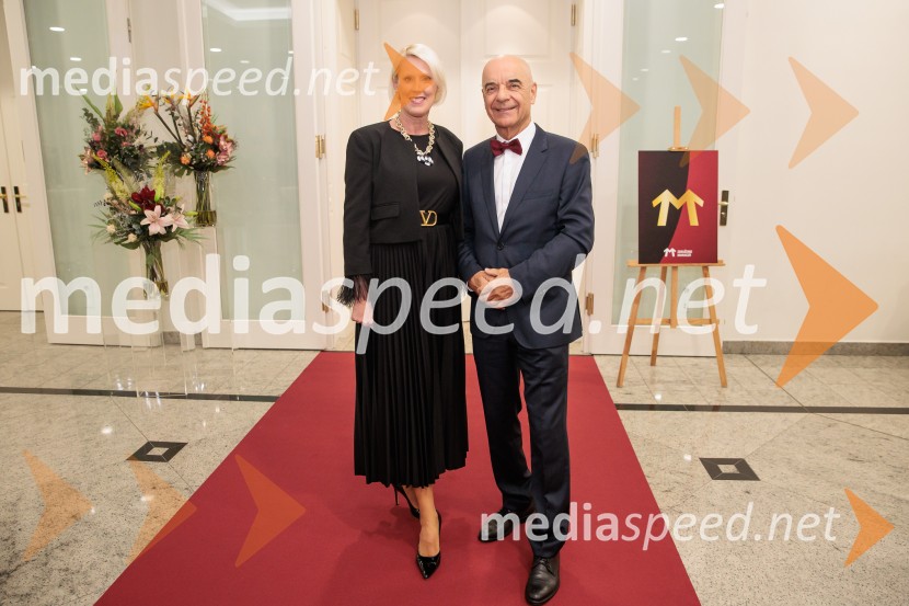 Tonetu Strnadu priznanje za življenjsko delo,  mladi manager 2025 je Aleš Ugovšek iz skupine M Sora,  Artemidi v roke Ireni Brugger in Juditi Rigler