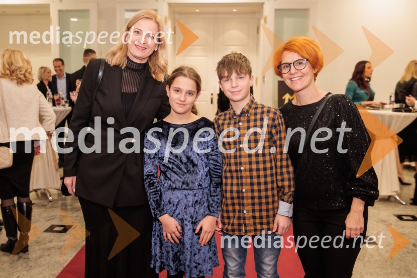 Tonetu Strnadu priznanje za življenjsko delo,  mladi manager 2025 je Aleš Ugovšek iz skupine M Sora,  Artemidi v roke Ireni Brugger in Juditi Rigler