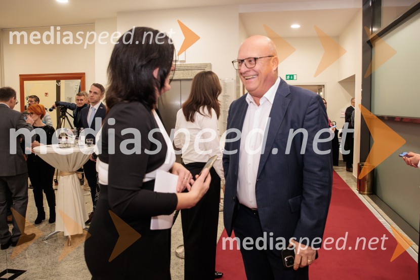 Tonetu Strnadu priznanje za življenjsko delo,  mladi manager 2025 je Aleš Ugovšek iz skupine M Sora,  Artemidi v roke Ireni Brugger in Juditi Rigler