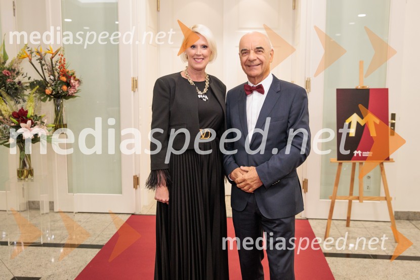 Tonetu Strnadu priznanje za življenjsko delo,  mladi manager 2025 je Aleš Ugovšek iz skupine M Sora,  Artemidi v roke Ireni Brugger in Juditi Rigler