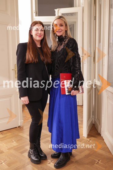 V Art centru predstavili novo poštno znamko iz serije Ljubezen ter odprli razstavo mladih ustvarjalcev