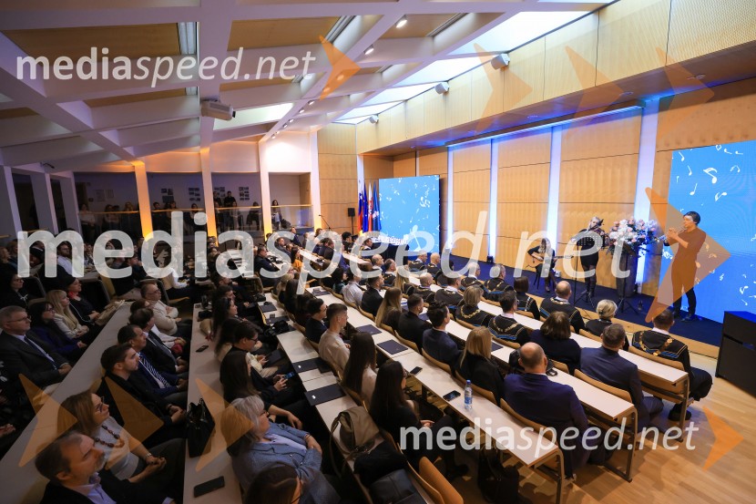 Univerza v Mariboru  ob rektorjevem dnevu podelila nagrade in priznanja