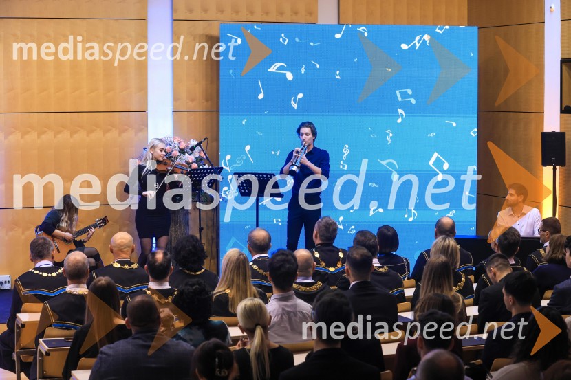 Univerza v Mariboru  ob rektorjevem dnevu podelila nagrade in priznanja