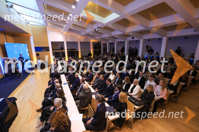 Univerza v Mariboru  ob rektorjevem dnevu podelila nagrade in priznanja