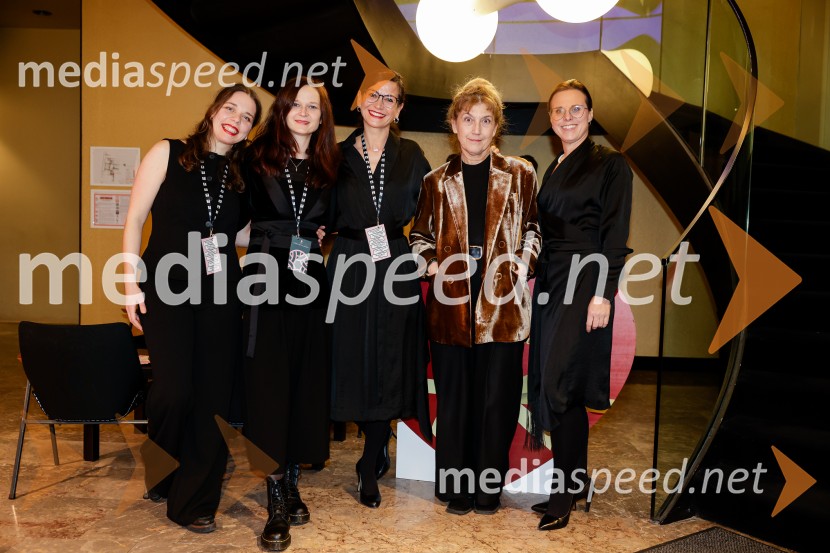 Premiera Besi odprla festival RUTA 2026 v Mestnem gledališču ljubljanskem