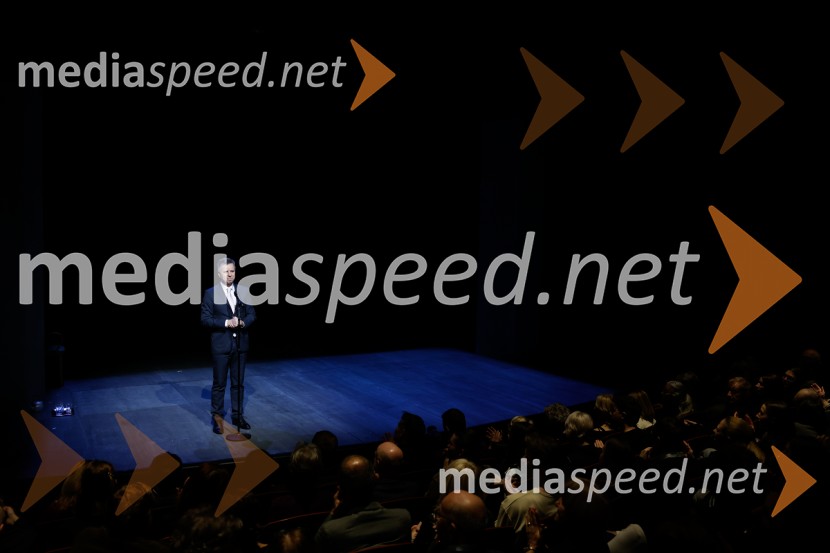 Premiera Besi odprla festival RUTA 2026 v Mestnem gledališču ljubljanskem