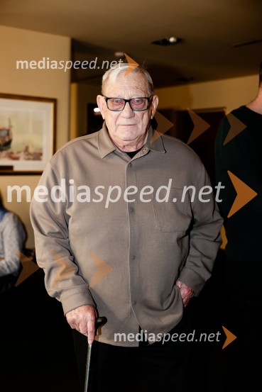 Premiera Besi odprla festival RUTA 2026 v Mestnem gledališču ljubljanskem