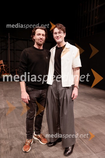 Premiera Besi odprla festival RUTA 2026 v Mestnem gledališču ljubljanskem