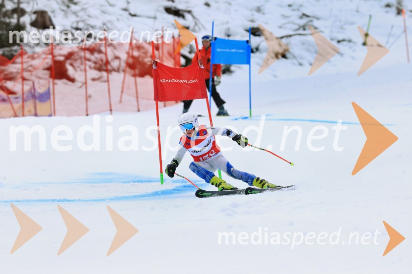 12. Mini pokal Vitranc, tekmovanje za otroke v smučanju