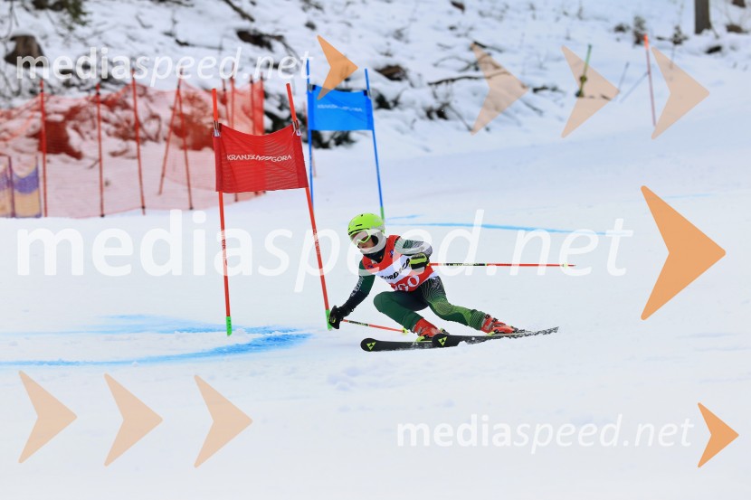 12. Mini pokal Vitranc, tekmovanje za otroke v smučanju