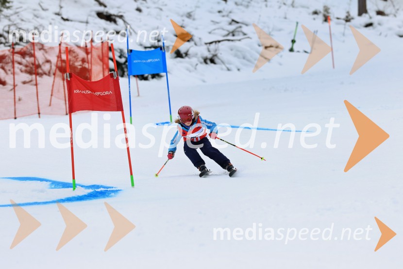12. Mini pokal Vitranc, tekmovanje za otroke v smučanju