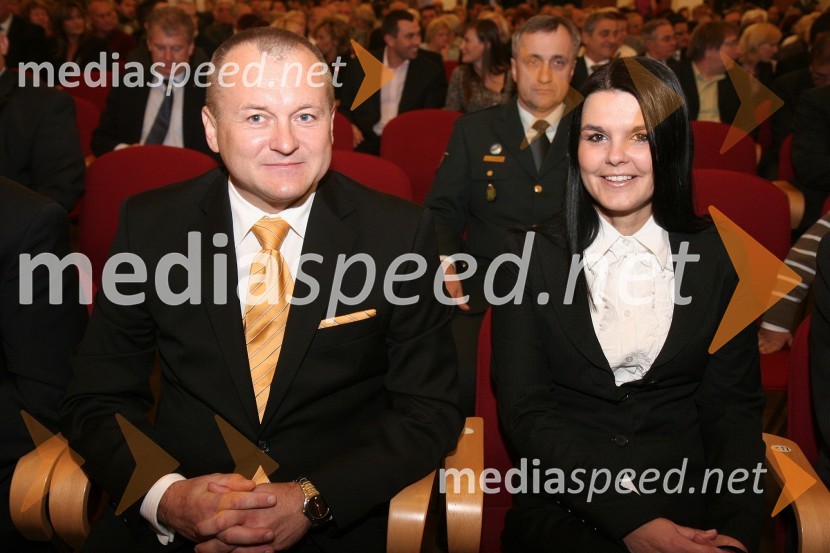 Franc Kangler, župan Mestne občine Maribor in soproga TanjaPodelitev priznanj Mestne občine Maribor za leto 2009 in razglasitev častnega občana