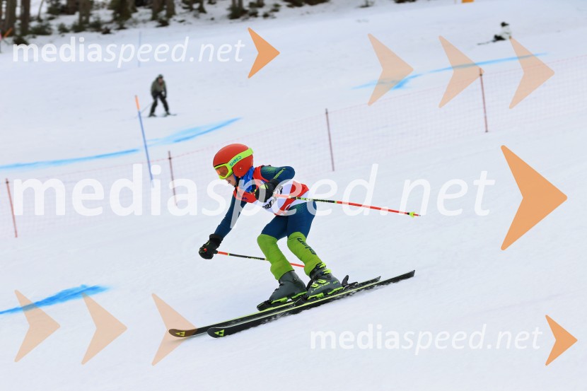 12. Mini pokal Vitranc, tekmovanje za otroke v smučanju