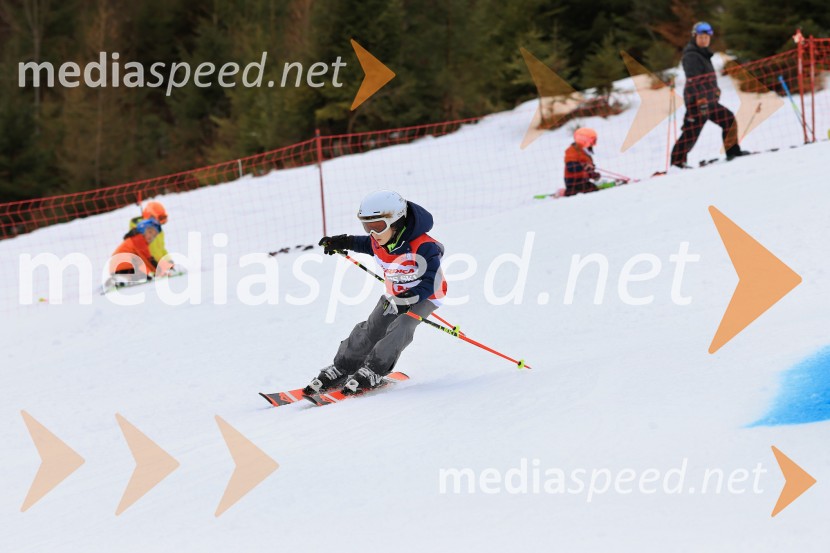 12. Mini pokal Vitranc, tekmovanje za otroke v smučanju
