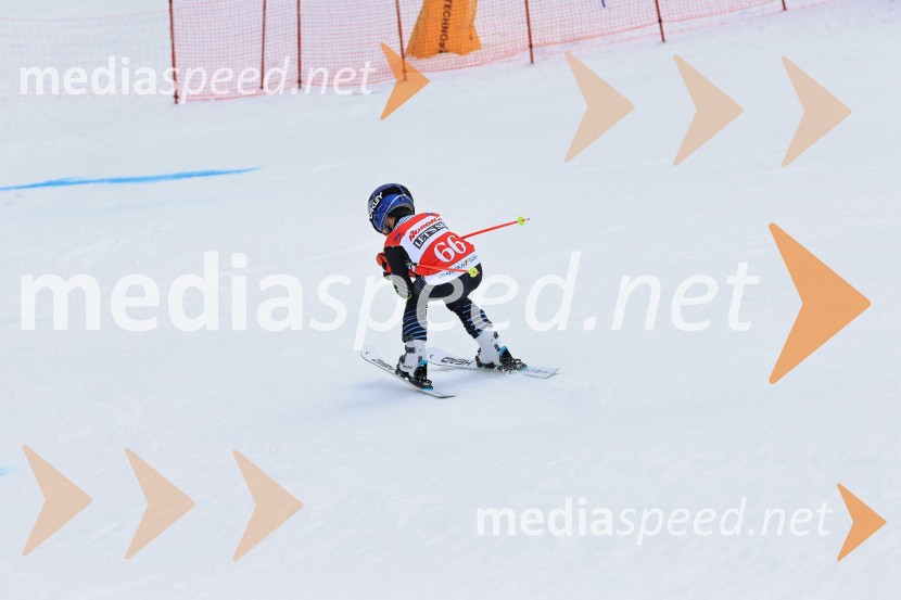 12. Mini pokal Vitranc, tekmovanje za otroke v smučanju
