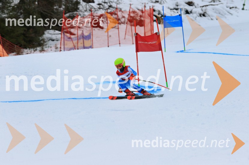 12. Mini pokal Vitranc, tekmovanje za otroke v smučanju