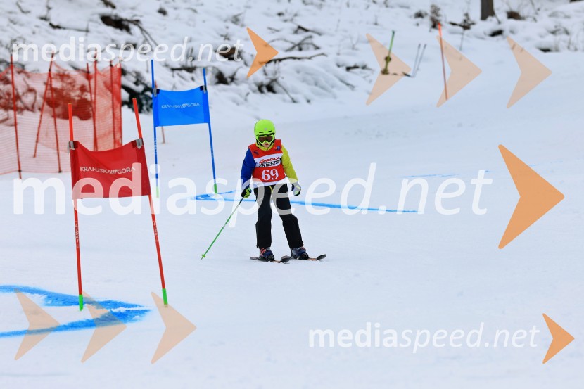 12. Mini pokal Vitranc, tekmovanje za otroke v smučanju