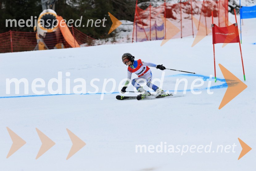 12. Mini pokal Vitranc, tekmovanje za otroke v smučanju