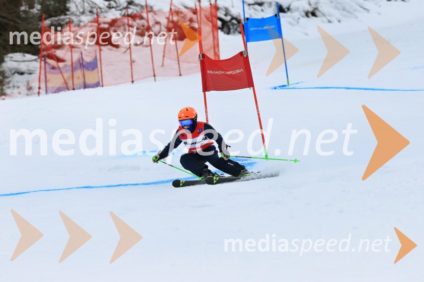 12. Mini pokal Vitranc, tekmovanje za otroke v smučanju