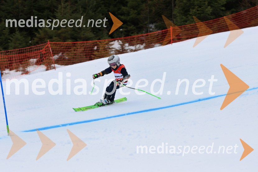 12. Mini pokal Vitranc, tekmovanje za otroke v smučanju