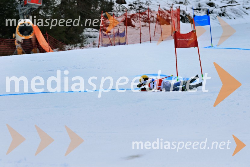 12. Mini pokal Vitranc, tekmovanje za otroke v smučanju