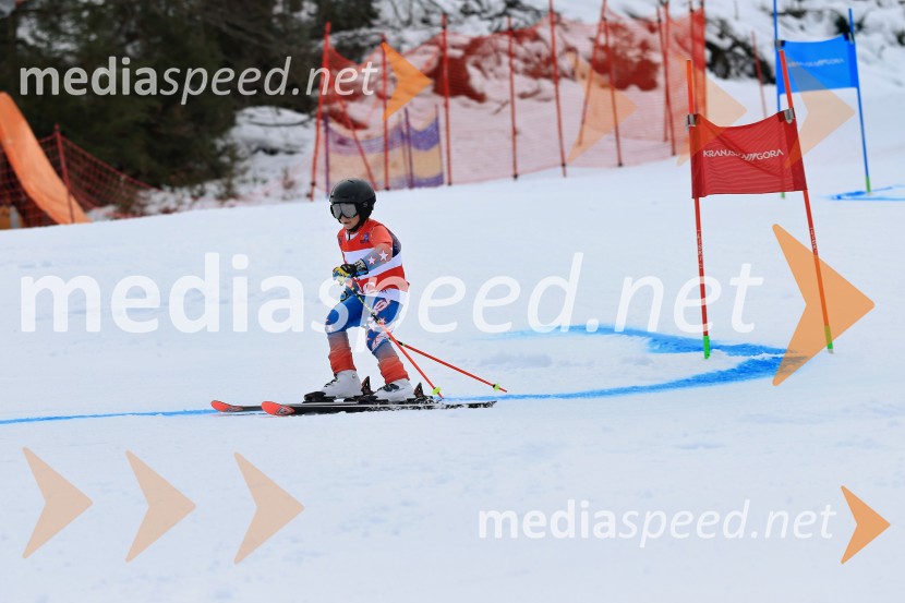 12. Mini pokal Vitranc, tekmovanje za otroke v smučanju