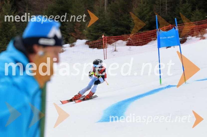 12. Mini pokal Vitranc, tekmovanje za otroke v smučanju