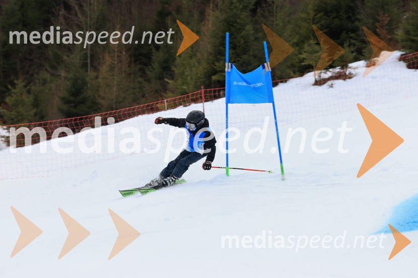 12. Mini pokal Vitranc, tekmovanje za otroke v smučanju