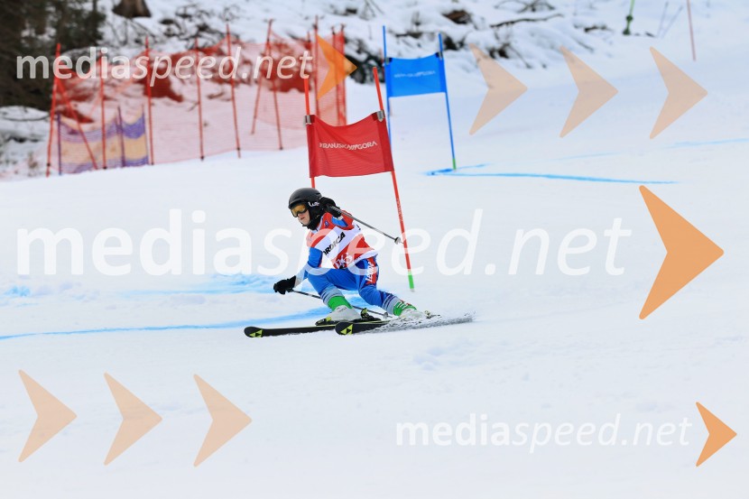 12. Mini pokal Vitranc, tekmovanje za otroke v smučanju