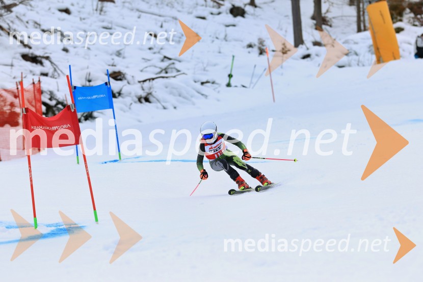 12. Mini pokal Vitranc, tekmovanje za otroke v smučanju