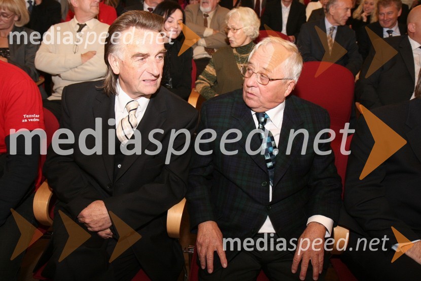 Valter Pristovnik, predsednik športnega društva Invalid Maribor in ŽNTK Finea Maribor ter prejemnik bronastega grba mesta Maribor ter prim. prof. dr. Elko Borko, zdravnik ter prejemnik srebrnega grba mesta MariborPodelitev priznanj Mestne občine Maribor za leto 2009 in razglasitev častnega občana