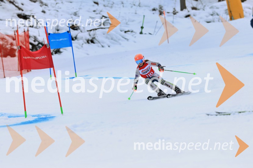 12. Mini pokal Vitranc, tekmovanje za otroke v smučanju