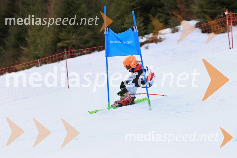 12. Mini pokal Vitranc, tekmovanje za otroke v smučanju